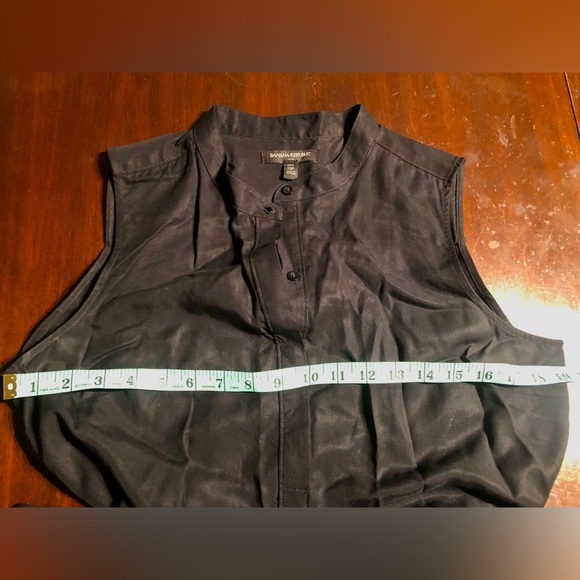 Banana Republic black dress with waist tie and unique bottom - Picture 10 of 12